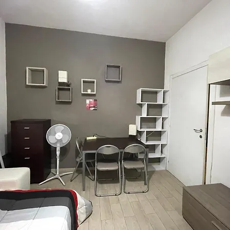 The Red Apartment2 Bed & Breakfast Milano
